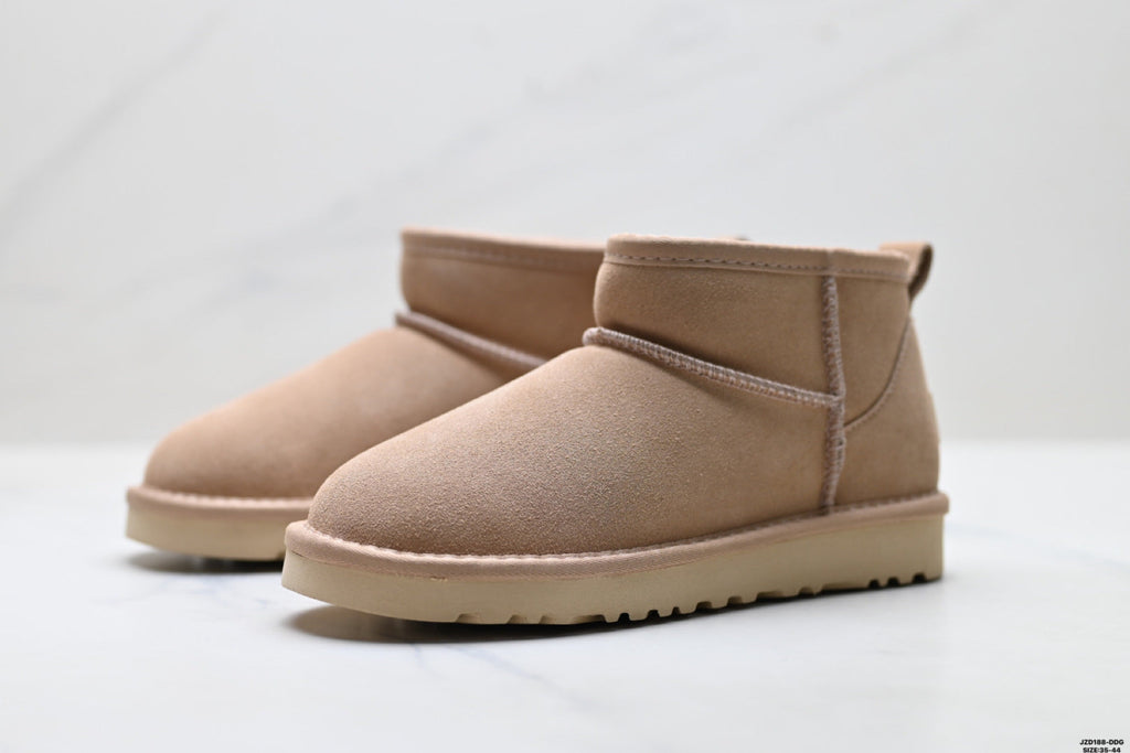 UGG Classic Ultra Mini Platform Ankle Boots - product image 5